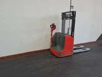 Použité vysokozdvižné vozíky LINDE L12 i: 1,2t ELEKTRO HOCHHUBWAGENDEICHSEL (13059670)