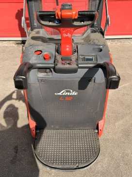 Použité vysokozdvižné vozíky LINDE L12AP ELEKTRO HOCHHUBWAGENDEICHSEL (13068768)