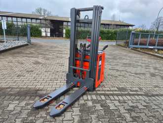 Použité vysokozdvižné vozíky LINDE L12LAPi Batterie aus 2023 ELEKTRO HOCHHUBWAGENDEICHSEL (12891763) backdrop
