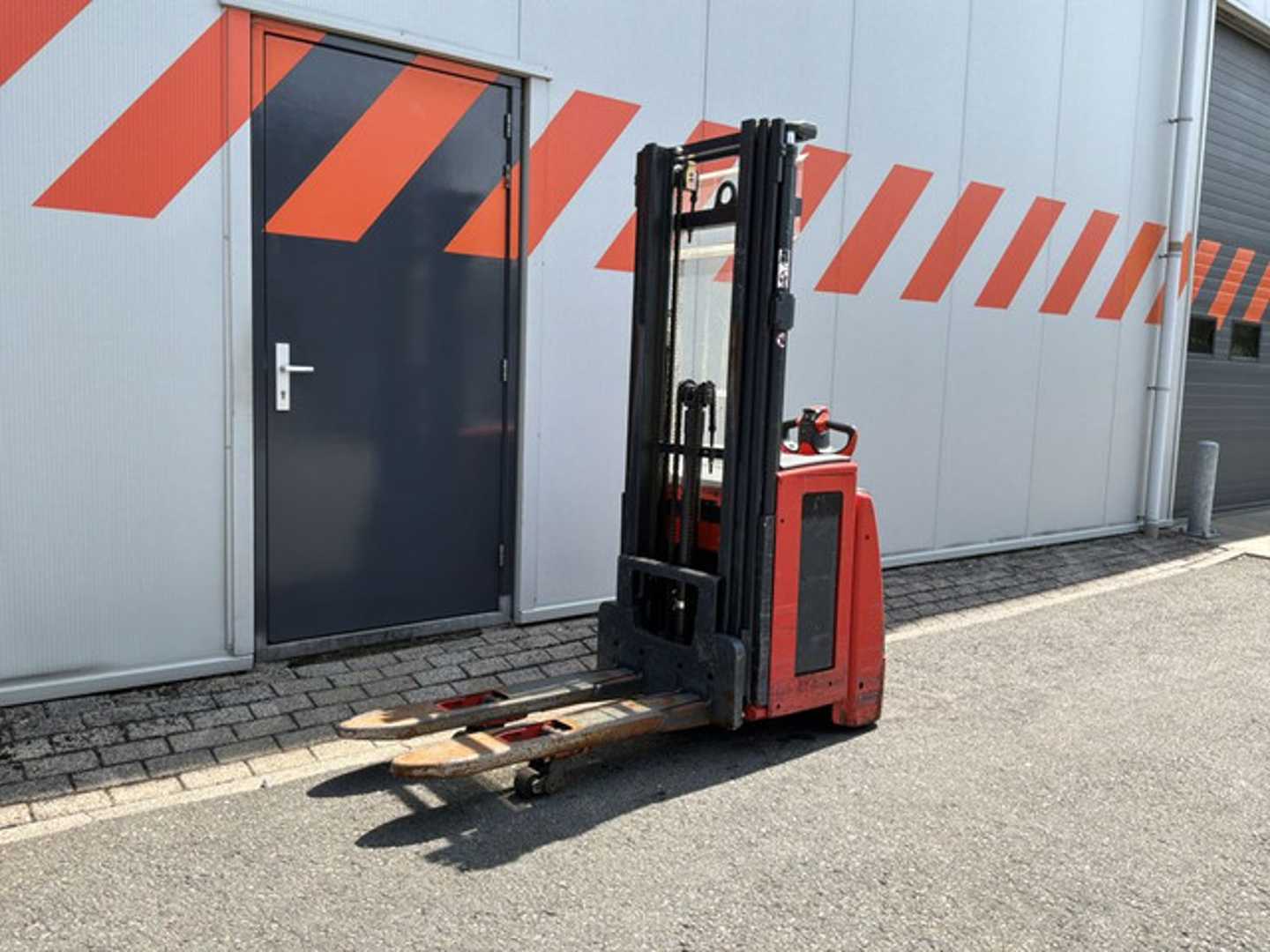 Použité vysokozdvižné vozíky LINDE L14 ELEKTRO HOCHHUBWAGENDEICHSEL (13056011)