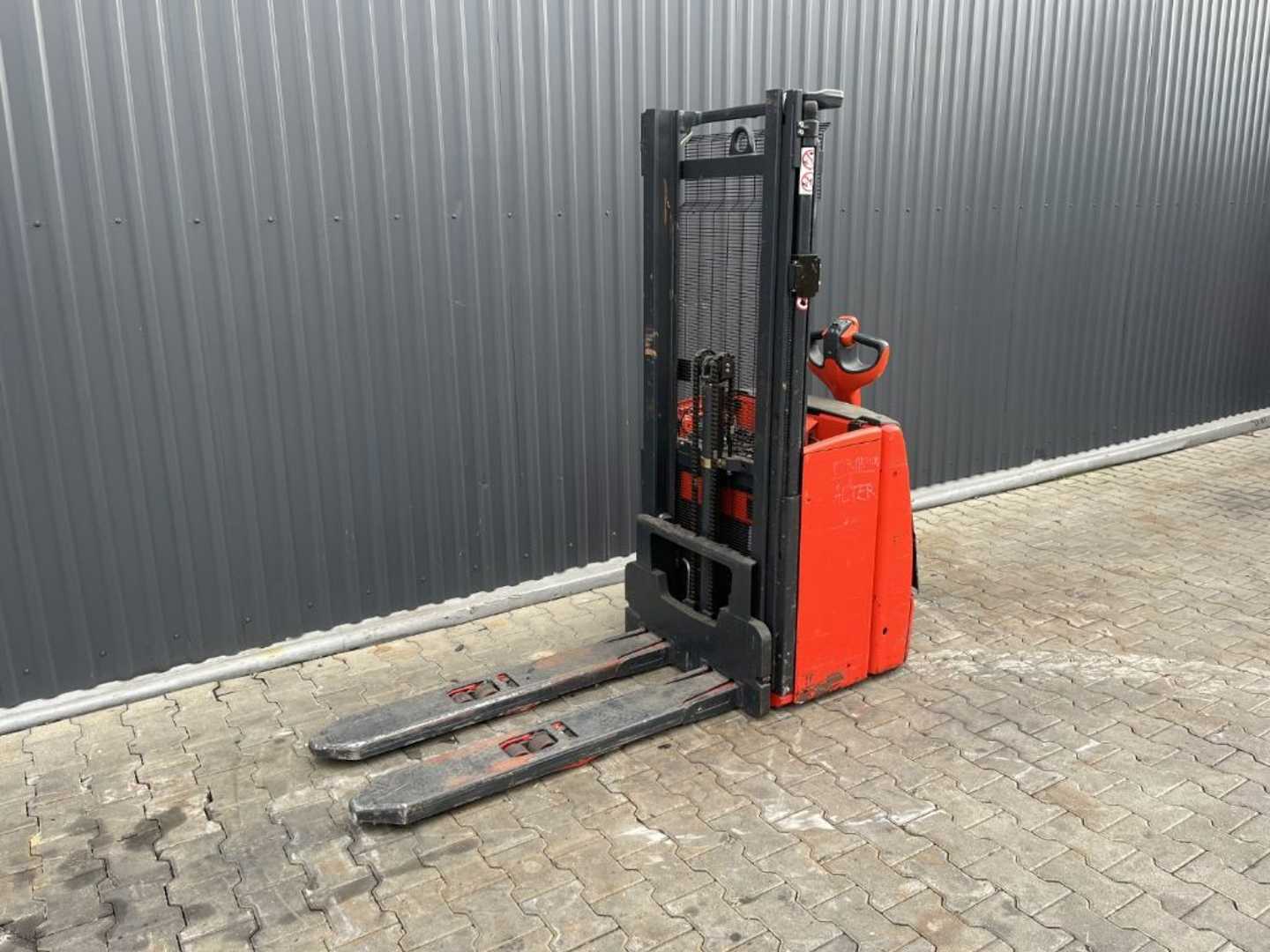 Použité vysokozdvižné vozíky LINDE L16 ELEKTRO HOCHHUBWAGENDEICHSEL (13068824)