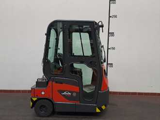 Použité vysokozdvižné vozíky LINDE P 60 : 6.0t (1191-01) ELEKTRO SCHLEPPER (13015878) backdrop