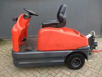 Použité vysokozdvižné vozíky LINDE P 60 ELEKTRO SCHLEPPER (12989732) backdrop