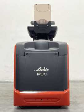 Použité vysokozdvižné vozíky LINDE P30C-1190 ELEKTRO SCHLEPPER (12993083)