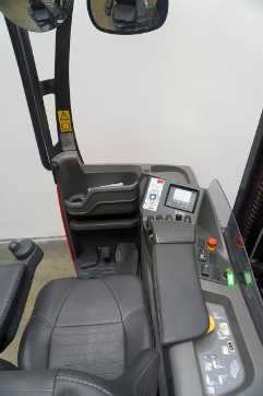 Použité vysokozdvižné vozíky LINDE R 20 F ELEKTRO VIERWEGESTAPLER (13063574)