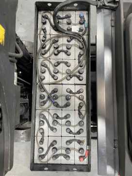 Použité vysokozdvižné vozíky LINDE R20-01-1120 ELEKTRO SCHUBMASTSTAPLER (13070209)
