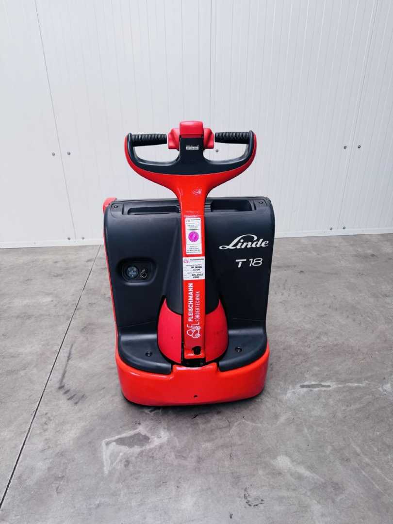 Použité vysokozdvižné vozíky LINDE T 18 ELEKTRO NIEDERHUBWAGENDEICHSEL (13067152)