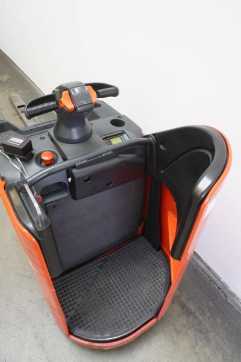 Použité vysokozdvižné vozíky LINDE T 25 SP ION 131 ELEKTRO NIEDERHUBWAGENFAHRERSTAND (13010087)