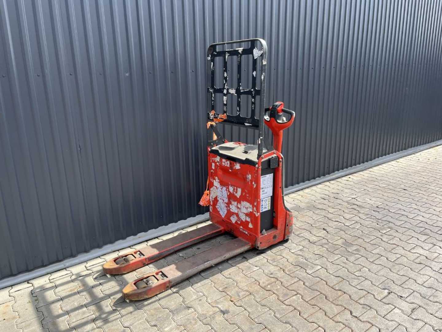 Použité vysokozdvižné vozíky LINDE T16 ELEKTRO NIEDERHUBWAGENDEICHSEL (13065425)