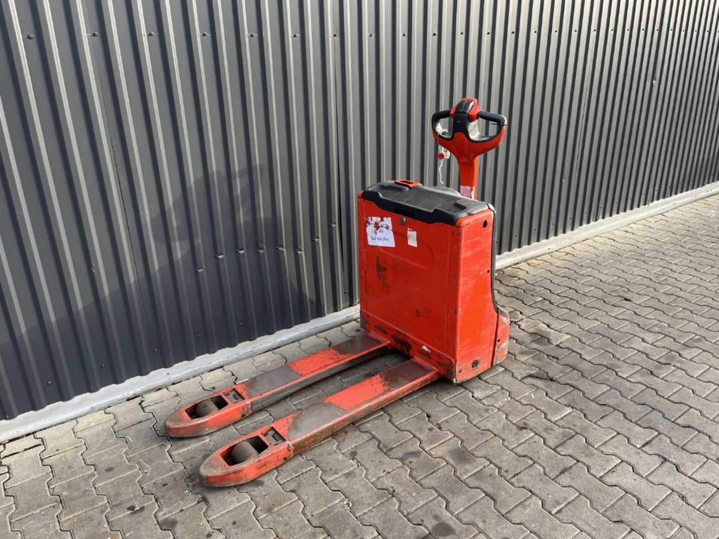 Použité vysokozdvižné vozíky LINDE T16 ELEKTRO NIEDERHUBWAGENDEICHSEL (13074222)