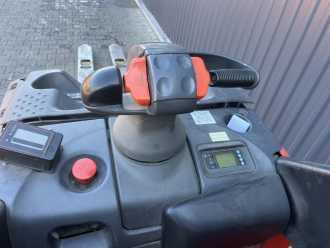Použité vysokozdvižné vozíky LINDE T20SP ELEKTRO NIEDERHUBWAGENDEICHSEL (13074206)