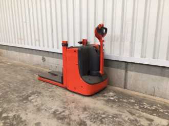 Použité vysokozdvižné vozíky LINDE T28 Rotobat ELEKTRO NIEDERHUBWAGENDEICHSEL (13043310)