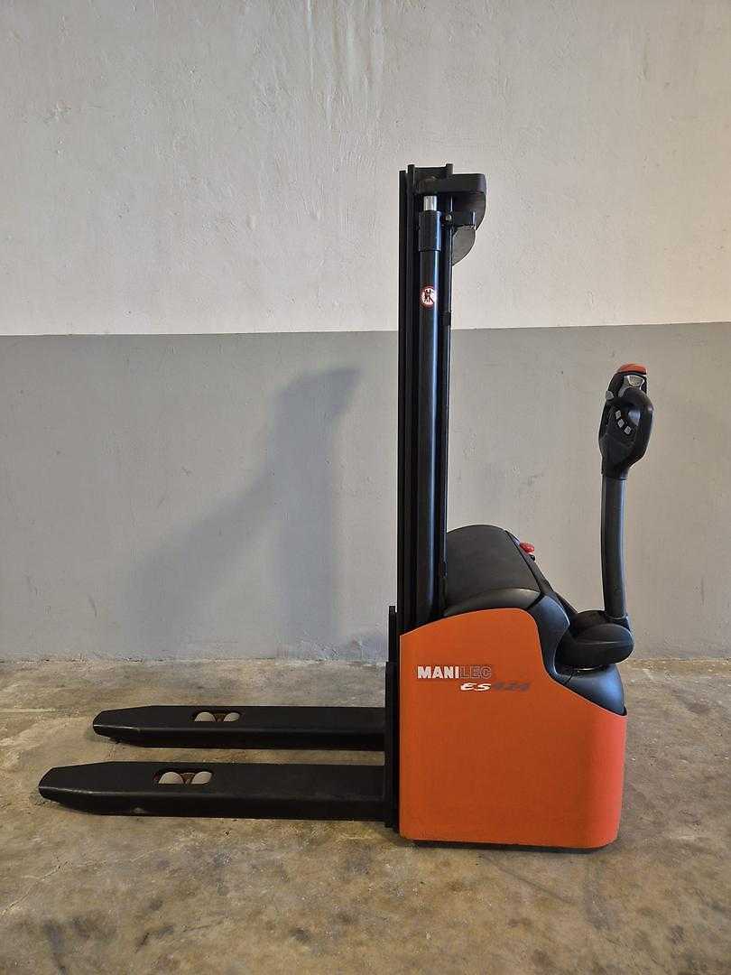 Použité vysokozdvižné vozíky MANITOU A14 ELEKTRO HOCHHUBWAGENDEICHSEL (13067003)