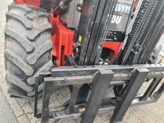 Použité vysokozdvižné vozíky MANITOU M 30.4 3F550 S4 DIESEL GELAENDESTAPLER (13025159)