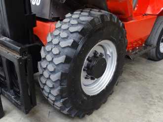 Použité vysokozdvižné vozíky MANITOU M30 - TRIPLEX DIESEL GELAENDESTAPLER (12891441)