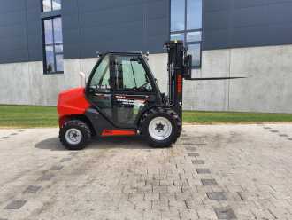 Použité vysokozdvižné vozíky MANITOU MC 25-4 DIESEL GELAENDESTAPLER (12962757)