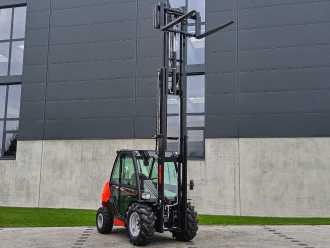 Použité vysokozdvižné vozíky MANITOU MC 30-4 DIESEL GELAENDESTAPLER (12947652)