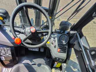 Použité vysokozdvižné vozíky MANITOU MC 30-4 DIESEL GELAENDESTAPLER (12962729)