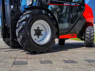 Použité vysokozdvižné vozíky MANITOU MC 30-4 DIESEL GELAENDESTAPLER (12962729)