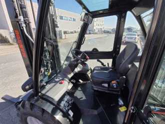 Použité vysokozdvižné vozíky MANITOU MC 30-4 ST5 DIESEL GELAENDESTAPLER (13069850)