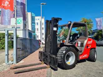 Použité vysokozdvižné vozíky MANITOU MH 25-4 Allrad DIESEL GELAENDESTAPLER (13053469)