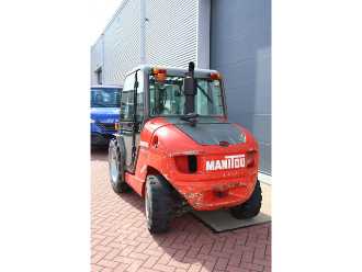 Použité vysokozdvižné vozíky MANITOU MH25-4 T Buggy DIESEL GELAENDESTAPLER (13065095)
