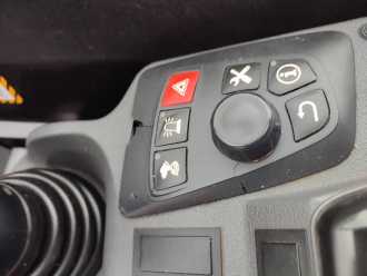 Použité vysokozdvižné vozíky MANITOU MLT 737 130 PS+ 2021/2022 WEITERE TELESKOPARMSTAPLER (13010133)