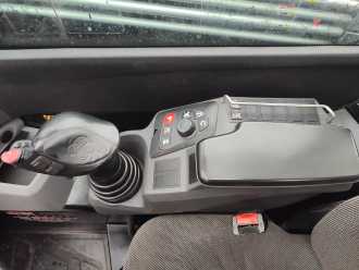 Použité vysokozdvižné vozíky MANITOU MLT 737 130 PS+ 2021/2022 WEITERE TELESKOPARMSTAPLER (13010133)