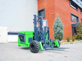 Použité vysokozdvižné vozíky MAZAKA MF25D Truck Mounted Forklift DIESEL VIERWEGEMITNAHMESTAPLER (13024418)
