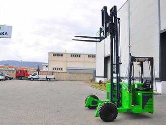 Použité vysokozdvižné vozíky MAZAKA MF25D Truck Mounted Forklift DIESEL VIERWEGEMITNAHMESTAPLER (13024418)