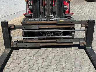 Použité vysokozdvižné vozíky MITSUBISHI FD30N DIESEL VIERRADFRONTSTAPLER (13035092)