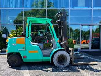 Použité vysokozdvižné vozíky MITSUBISHI FD50NT DIESEL VIERRADFRONTSTAPLER (13054103)