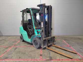 Použité vysokozdvižné vozíky MITSUBISHI FG25N GAS VIERRADFRONTSTAPLER (13065340)
