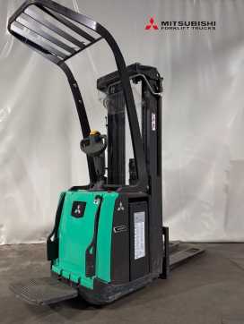 Použité vysokozdvižné vozíky MITSUBISHI SBV16P480 - 550 Std. - Initialhub - HH 4.800 mm ELEKTRO HOCHHUBWAGENDEICHSEL (12914417) backdrop