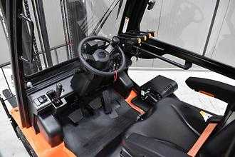 Použité vysokozdvižné vozíky NOBLELIFT CPCD25 3300 DIESEL VIERRADFRONTSTAPLER (13072861)