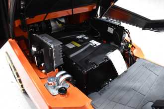 Použité vysokozdvižné vozíky NOBLELIFT CPD 38 A /K801371/ ELEKTRO VIERRADFRONTSTAPLER (13069661)