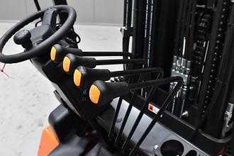 Použité vysokozdvižné vozíky NOBLELIFT CPD38 A 5500 ELEKTRO VIERRADFRONTSTAPLER (13072847)