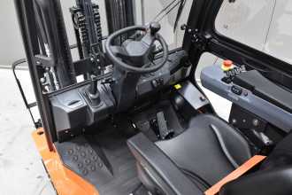 Použité vysokozdvižné vozíky NOBLELIFT FEP 38 P /K801373/ ELEKTRO VIERRADFRONTSTAPLER (13069662)