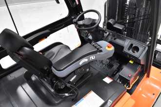 Použité vysokozdvižné vozíky NOBLELIFT FEP 50 QL /K801369/ ELEKTRO VIERRADFRONTSTAPLER (13069664)