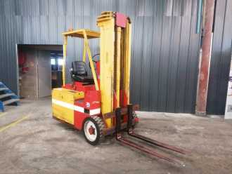 Použité vysokozdvižné vozíky PEG F2050EB ELEKTRO DREIRADFRONTSTAPLER (12362422)