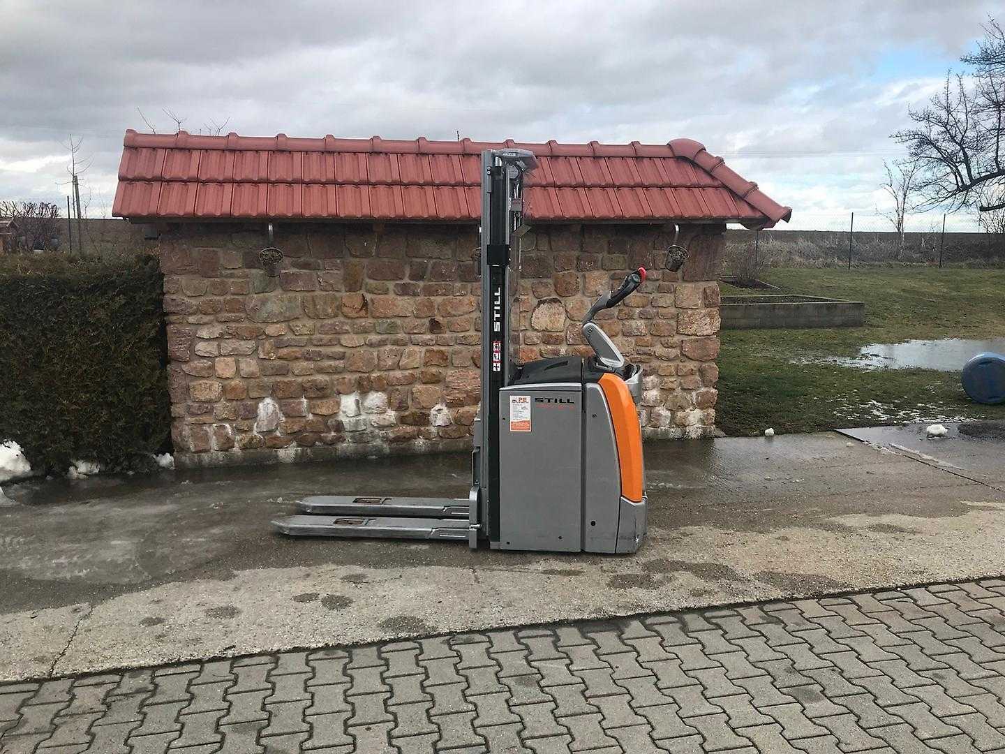Použité vysokozdvižné vozíky STILL EXV-SF 14 ELEKTRO HOCHHUBWAGENFAHRERSTAND (12032700)