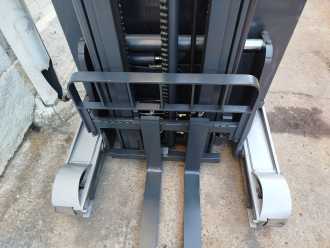 Použité vysokozdvižné vozíky STILL FM-X12 ELEKTRO SCHUBMASTSTAPLER (13032915)