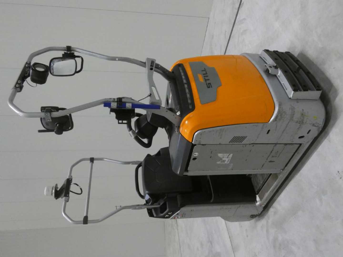 Použité vysokozdvižné vozíky STILL LTX50 ELEKTRO SCHLEPPER (13075913)