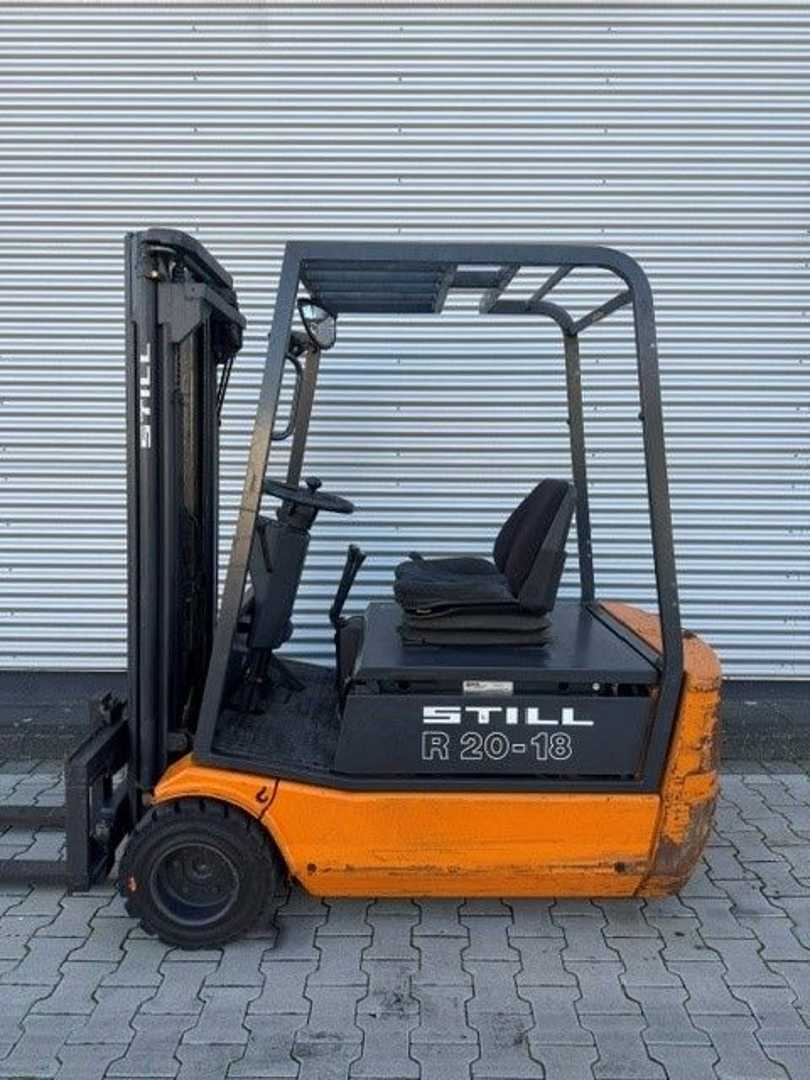 Použité vysokozdvižné vozíky STILL R20-18 ELEKTRO DREIRADFRONTSTAPLER (13074506)