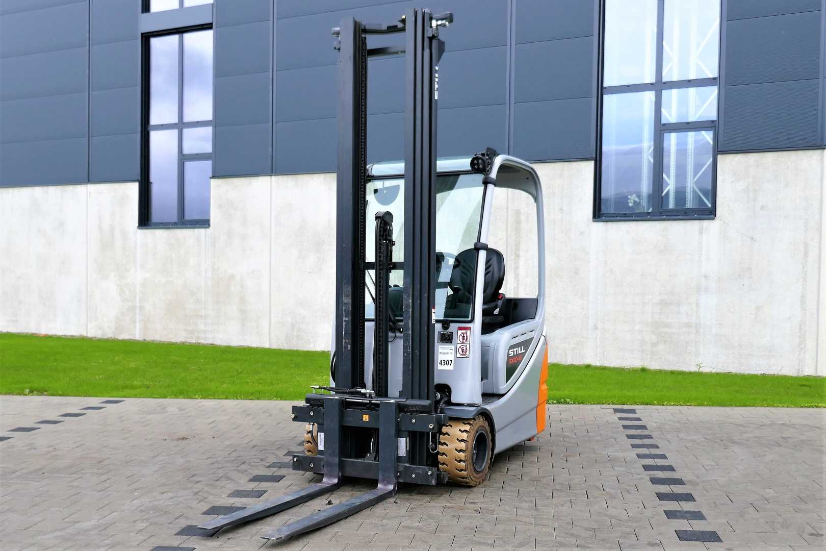 Použité vysokozdvižné vozíky STILL RX 20-16 ELEKTRO DREIRADFRONTSTAPLER (12947461)