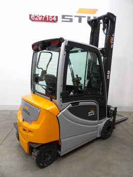 Použité vysokozdvižné vozíky STILL RX20-20PL_BATTNEU ELEKTRO VIERRADFRONTSTAPLER (13054789)