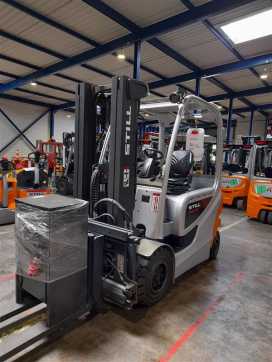Použité vysokozdvižné vozíky STILL RX60-30 ELEKTRO VIERRADFRONTSTAPLER (12964647)