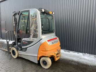 Použité vysokozdvižné vozíky STILL RX60-35 ELEKTRO VIERRADFRONTSTAPLER (13065424)