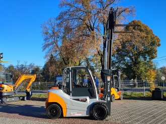 Použité vysokozdvižné vozíky STILL RX70-45T DIESEL VIERRADFRONTSTAPLER (13005085)