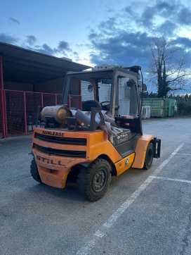 Použité vysokozdvižné vozíky STILL chariot �l�vateur � fourches GAS VIERRADFRONTSTAPLER (12995188) backdrop